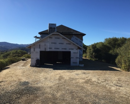 02Exterior Garage and driveway.JPG